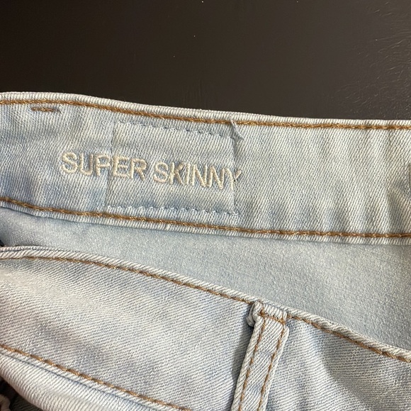 BLUENOTES Ripped Super Skinny Denim - Picture 3 of 9